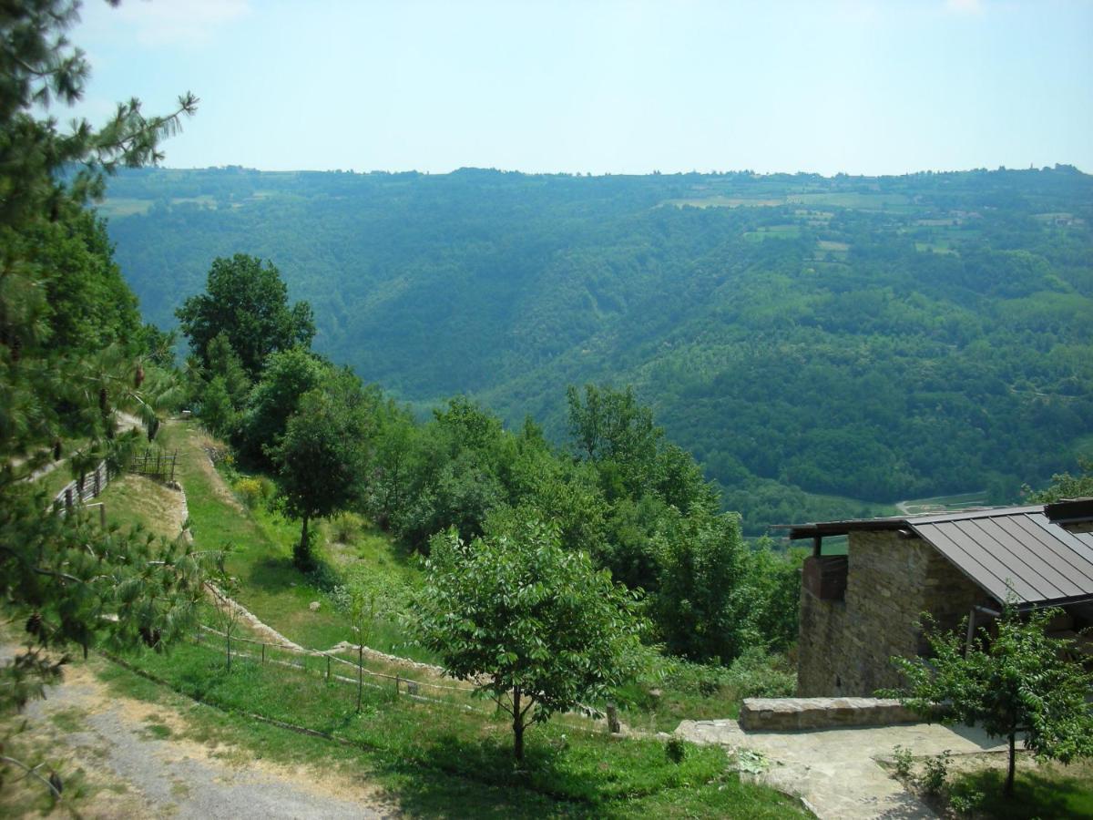 Da Pionzett Villa Gorzegno Luaran gambar