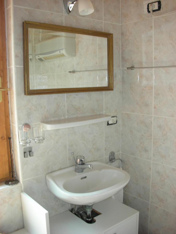 Da Pionzett Villa Gorzegno Luaran gambar